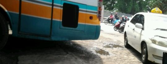 Agen Bus Coyo, kalibanteng is one of SEMARANG.