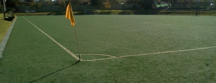 Estadio Municipal De Las Condes is one of Tempat yang Disukai Cristina.