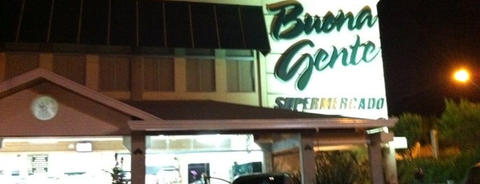 Supermercado Buona Gente is one of สถานที่ที่ Rodrigo ถูกใจ.