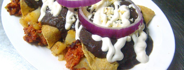 Huaraches is one of Cafe San Jose-Desampa.