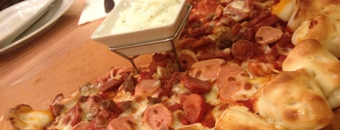 Pizza Hut is one of My fave Resto.