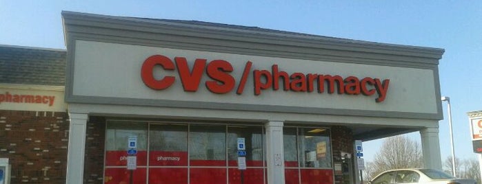 CVS pharmacy is one of Lugares favoritos de Timothy.