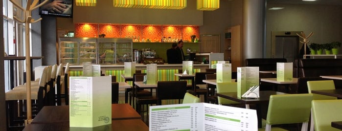 Green is one of ресторации, кафе и бары.