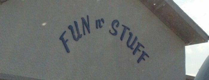 Fun 'n' Stuff is one of สถานที่ที่ Stef ถูกใจ.