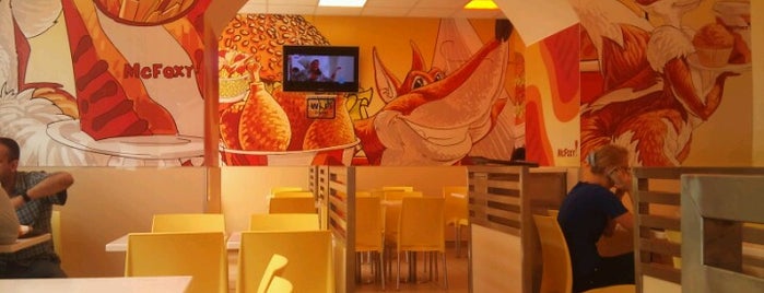 McFoxy is one of Доставка еды: рестораны в Киеве, "Экипаж Сервис".