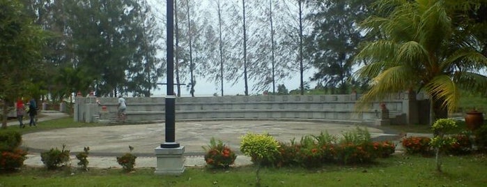 Taman Rekreasi Sungai Rambah is one of Neu Tea's Johor Trip.