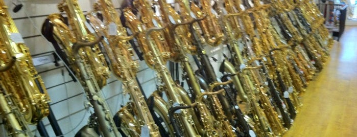 Sax.co.uk is one of Take it away member retailers.