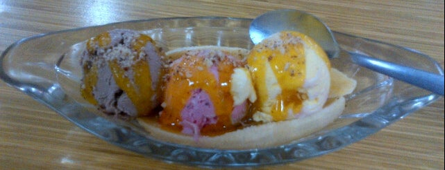 Helados Fiesta is one of Adánさんのお気に入りスポット.