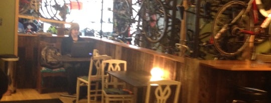Mello Velo Bicycle Shop and Café is one of สถานที่ที่บันทึกไว้ของ Anastasia.