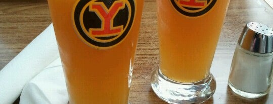 Yaletown Brewing Company is one of Ray 님이 좋아한 장소.