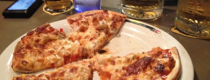 Pizza Papalis is one of สถานที่ที่บันทึกไว้ของ Brig.