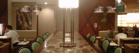 JW Marriott - Hotel Bar is one of Restaurantes Saludables.