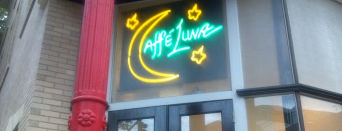 Caffé Luna is one of Lugares favoritos de Ann-Cabell.