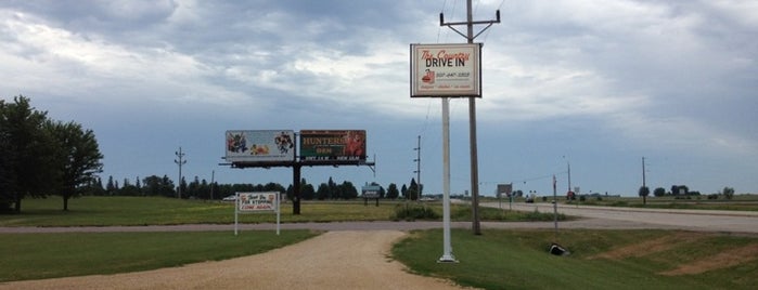 Country Drive-In is one of Eat.