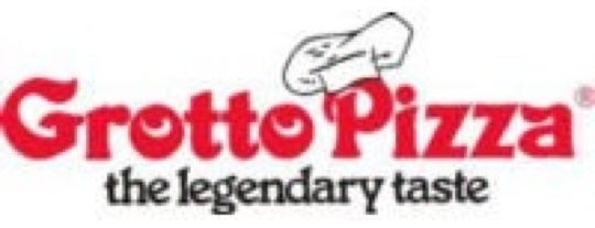 Grotto Pizza is one of Locais curtidos por Roberto.