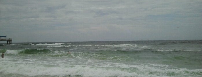Orange Beach, AL is one of Best Novice Surfer Beaches.