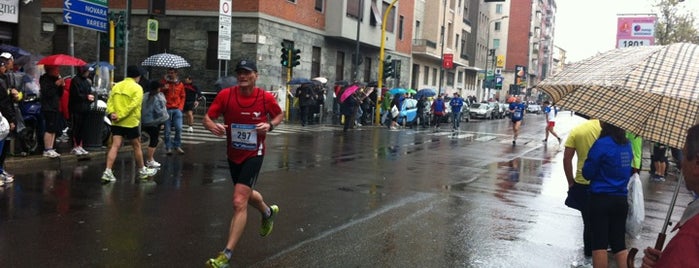 V.le Papiniano is one of Milano City Marathon 2012.
