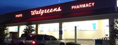 Walgreens is one of Aさんのお気に入りスポット.