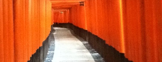 Fushimi Inari Taisha is one of Kyoto_Sanpo.