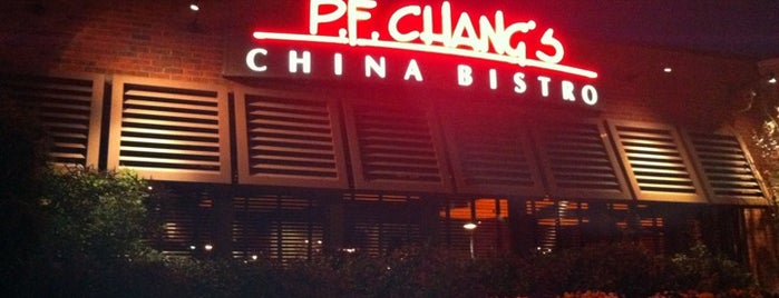 P.F. Chang's is one of สถานที่ที่ Drew ถูกใจ.
