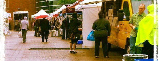 Surrey Urban Farmers Market is one of Dilara 🐰さんのお気に入りスポット.