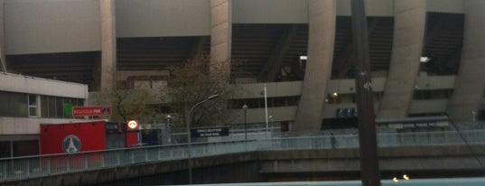 Estádio Parc des Princes is one of Stadiums I Have Visited.