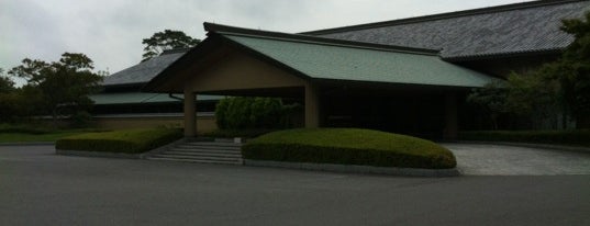 Hanao Country Club is one of สถานที่ที่ Atsushi ถูกใจ.