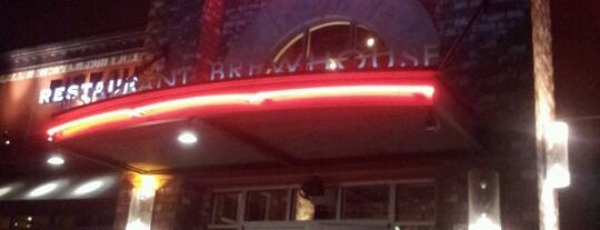 BJ's Restaurant & Brewhouse is one of Posti che sono piaciuti a Jen.