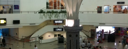 Sharjah International Airport (SHJ) is one of Alyona: сохраненные места.
