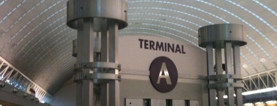 Международный аэропорт Сан-Антонио (SAT) is one of World Airports.