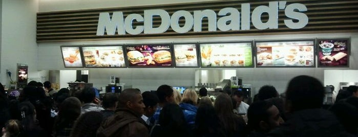 McDonald's is one of Tempat yang Disukai Dave.