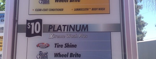 Juni Express Car Wash is one of Tempat yang Disukai Gianni.