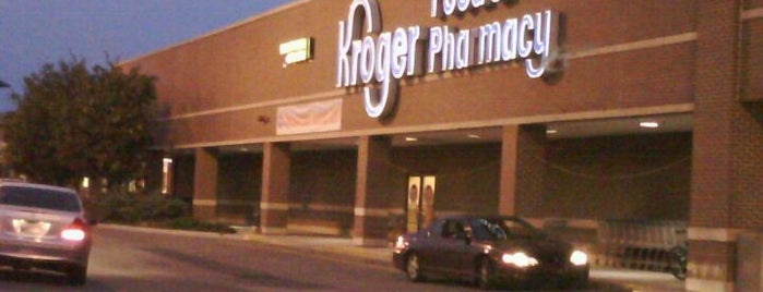 Kroger is one of Larryさんのお気に入りスポット.