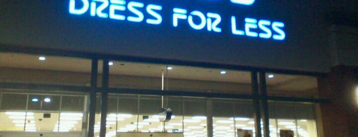 Ross Dress for Less is one of Bradさんのお気に入りスポット.