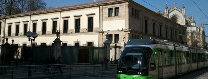 Parlamento Vasco / Eusko Legebiltzarra is one of Vitoria.