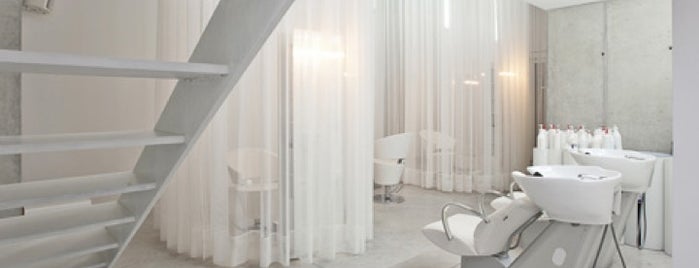 Pedro Remy - New Room is one of braga.