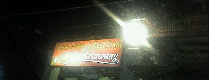 Ayam Goreng & Fast Food Ambarketawang is one of Java Overland Tour.