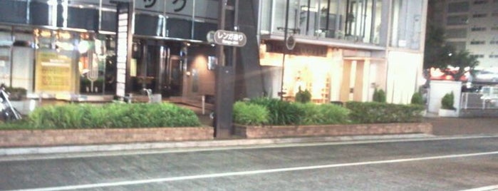 Tully's Coffee is one of 新横浜マップ.