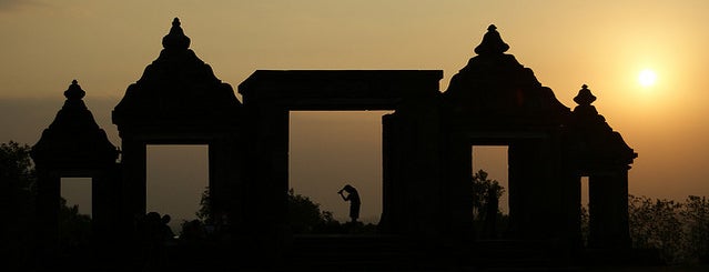 Kraton Ratu Boko (Ratu Boko Palace) is one of Jogja, Persada, dan Havana.