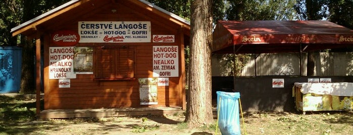 Čerstvé Langoše is one of สถานที่ที่บันทึกไว้ของ Martin.