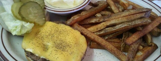 Peppy Grill is one of Naptown's absolute best burger and hot dog spots..