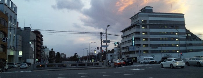堀川丸太町交差点 is one of 堀川通りの交差点.
