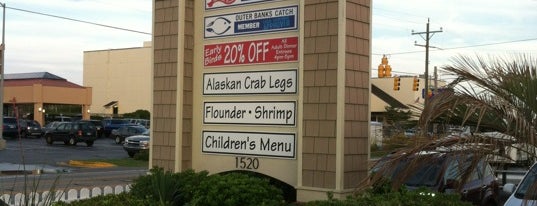 Miller's Seafood & Steakhouse is one of สถานที่ที่บันทึกไว้ของ Lizzie.