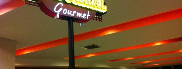 El Corral Gourmet is one of RESTAURANTES MEDELLIN.