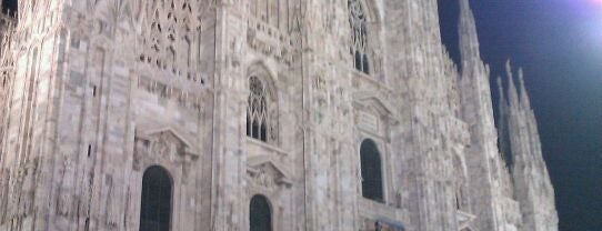 Duomo di Milano is one of My Italy Trip'11.