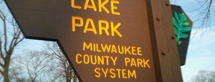 Lake Park is one of Milwaukee.