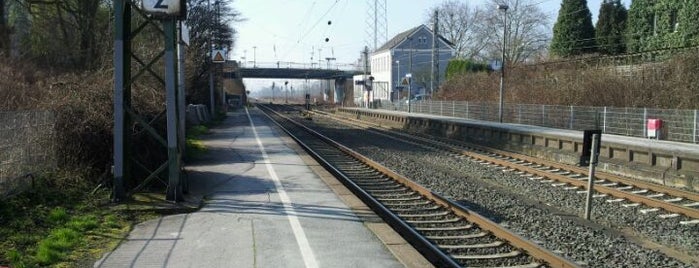 Bahnhof Dortmund-Derne is one of Bf's im Ruhrgebiet.