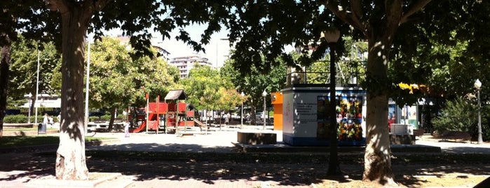 Plaza España is one of สถานที่ที่บันทึกไว้ของ Andrea.