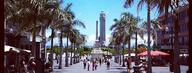 Plaza de La Candelaria is one of Tourist In Our Own Island.