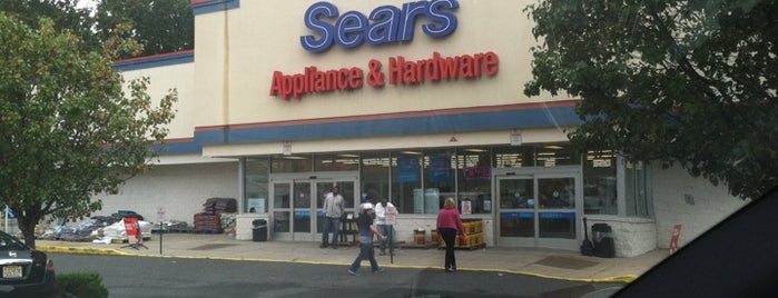 Sears Outlet - Closed is one of Ny compras.